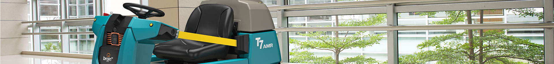 La restregadora robotizada de pisos T7AMR limpiando un hospital